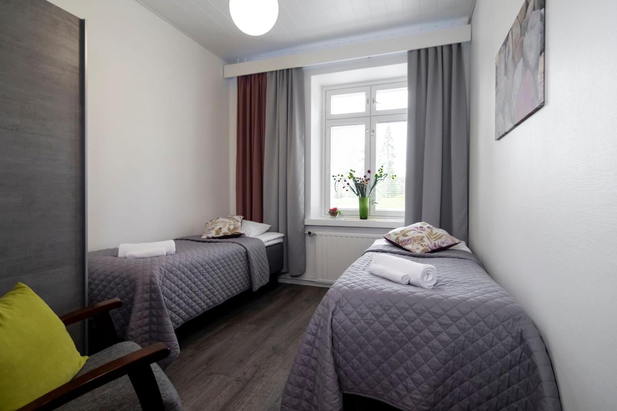 Ik Hotel & Camping كورو الغرفة الصورة